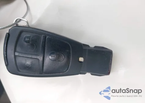 2000 Mercedes-Benz C 280 from USA, damaged, VIN WDBHA29G4YA826429